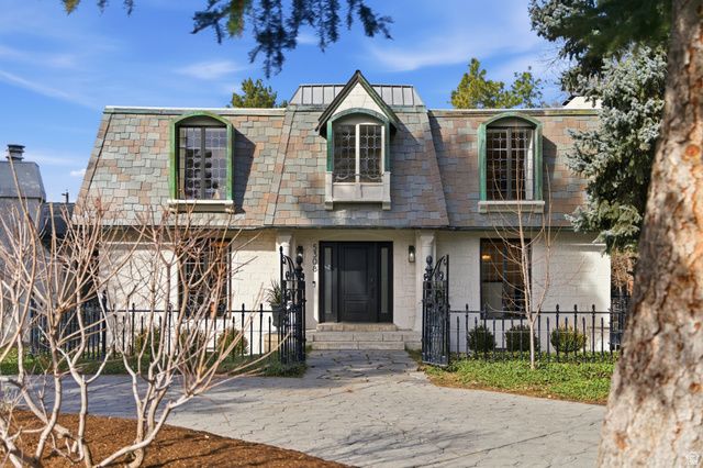 5308 S BAYWOOD CIR, Holladay, UT 84117