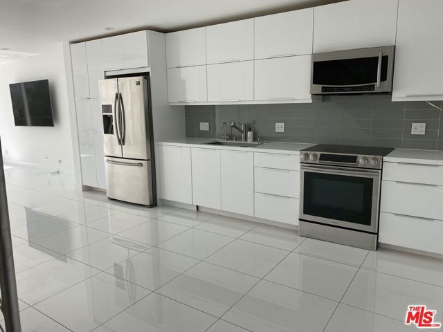 23901 Civic Center Way 114, Malibu, CA 90265