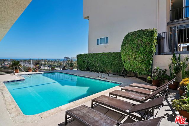 23901 Civic Center Way 114, Malibu, CA 90265
