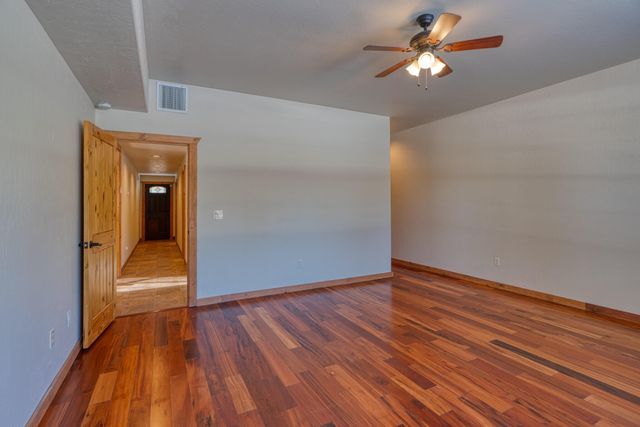 26 Armin Road, Tijeras, NM 87059