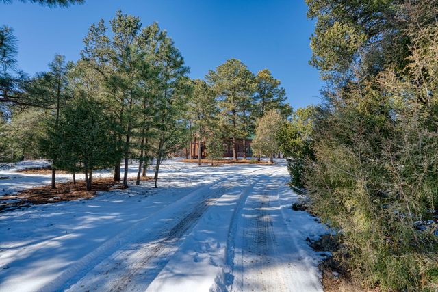 26 Armin Road, Tijeras, NM 87059