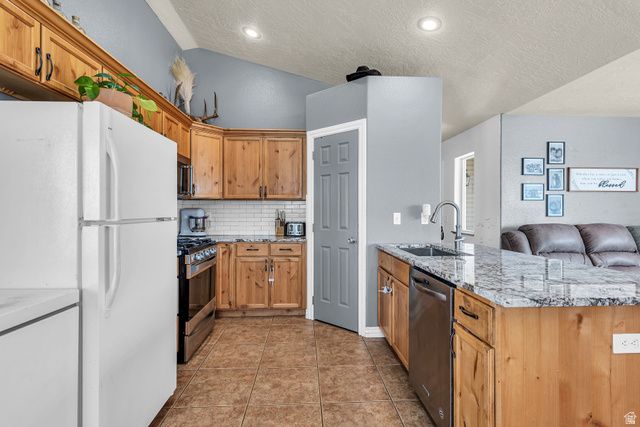 1901 SADDLEBACK DR, Enoch, UT 84721