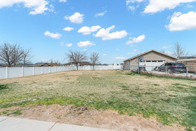 1901 SADDLEBACK DR, Enoch, UT 84721