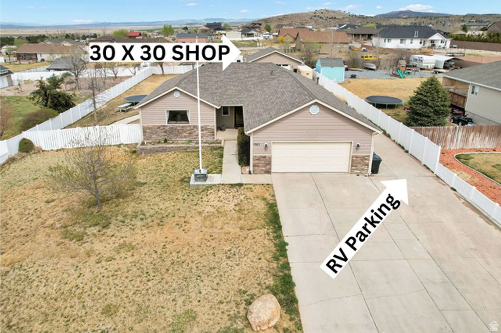 1901 SADDLEBACK DR, Enoch, UT 84721