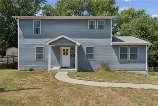 129 Jay Dr, Penn Hills, PA 15147