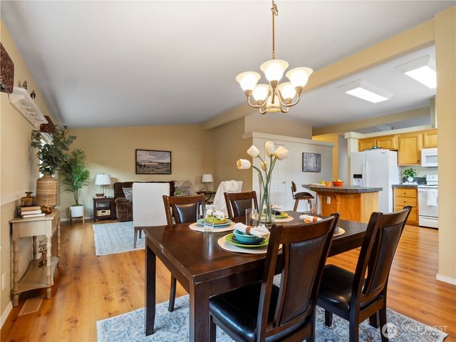 1823 Cranberry Lane SE, Lacey, WA 98503