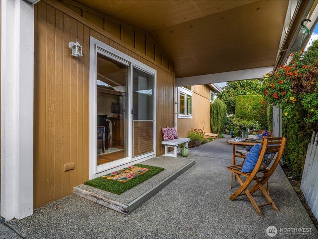 1823 Cranberry Lane SE, Lacey, WA 98503