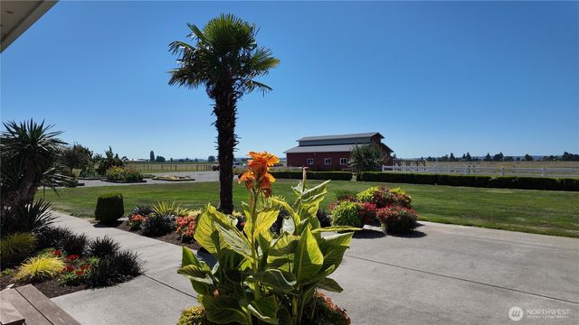 15834 Kamb Road, Mount Vernon, WA 98274