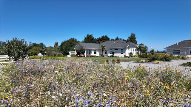 15834 Kamb Road, Mount Vernon, WA 98274