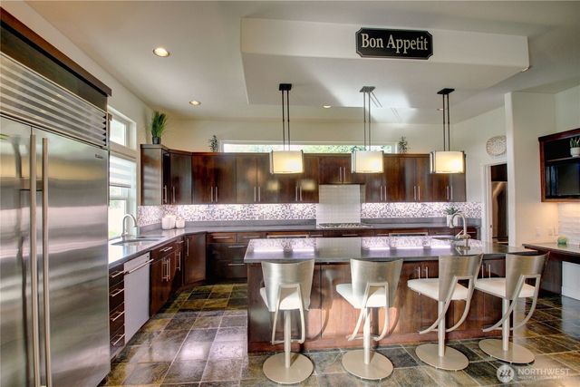 15834 Kamb Road, Mount Vernon, WA 98274