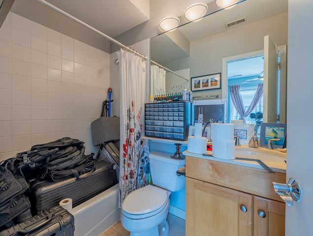 127 E 18th Street, Chicago, IL 60616
