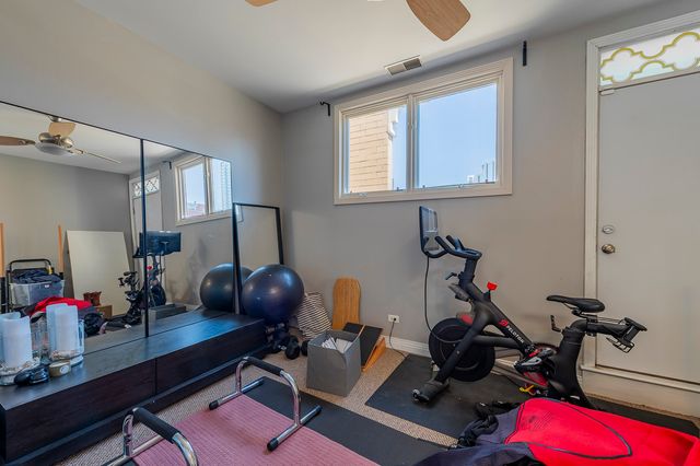 127 E 18th Street, Chicago, IL 60616