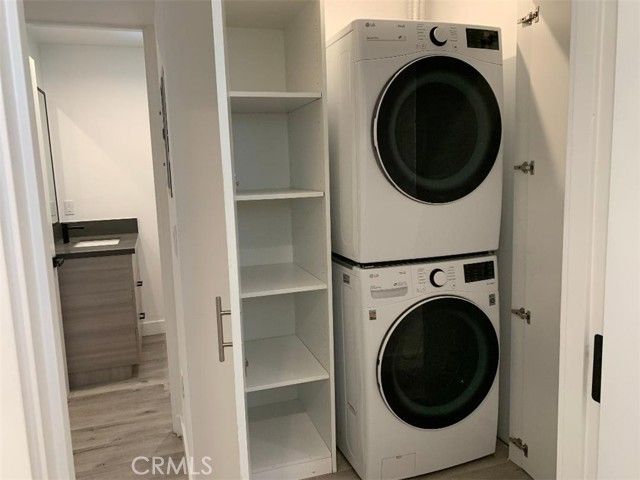 11565 Iowa Avenue, Los Angeles, CA 90025