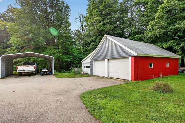 8601 Almena Drive, Kalamazoo, MI 49009