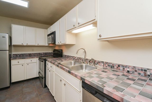 2023 Gentryside Drive 306, Houston, TX 77077