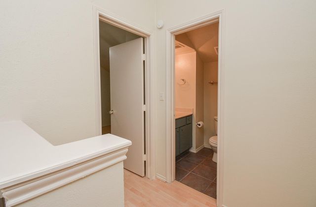 2023 Gentryside Drive 306, Houston, TX 77077