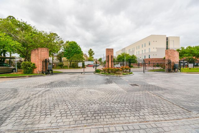 2023 Gentryside Drive 306, Houston, TX 77077