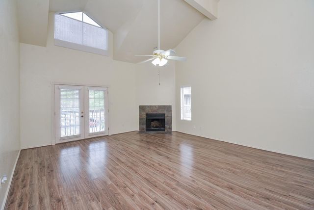 2023 Gentryside Drive 306, Houston, TX 77077