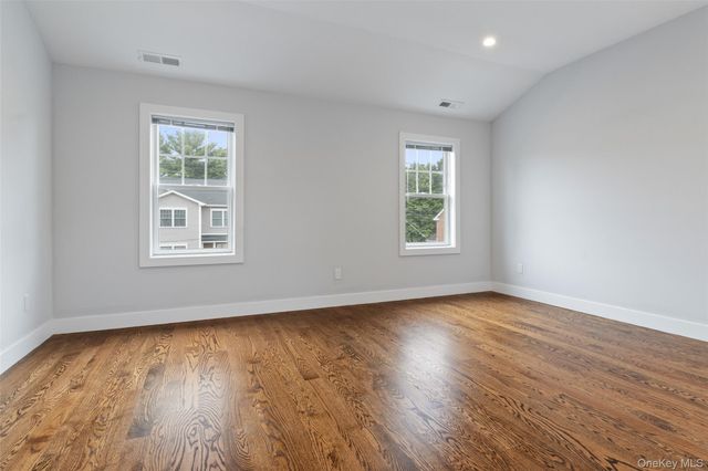 44-46 Ellsworth Avenue 46, Harrison, NY 10528