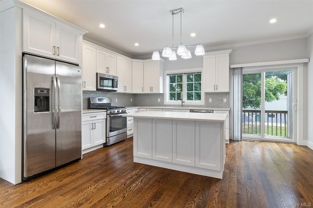 44-46 Ellsworth Avenue 46, Harrison, NY 10528