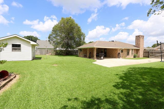 119 Victoria Dr, Houma, LA 70360