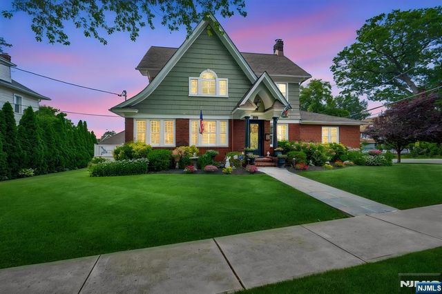 250 Ridge Road, Rutherford, NJ 07070