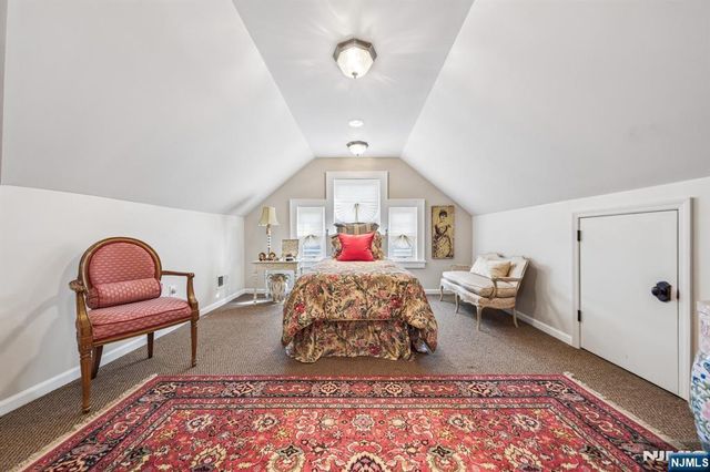 250 Ridge Road, Rutherford, NJ 07070
