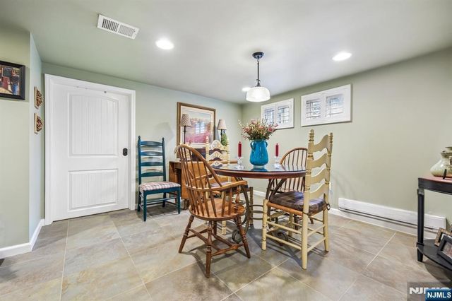 250 Ridge Road, Rutherford, NJ 07070