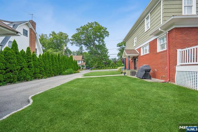250 Ridge Road, Rutherford, NJ 07070