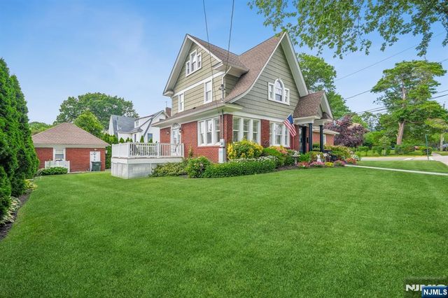 250 Ridge Road, Rutherford, NJ 07070