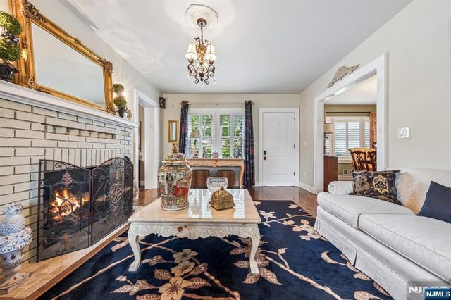 250 Ridge Road, Rutherford, NJ 07070