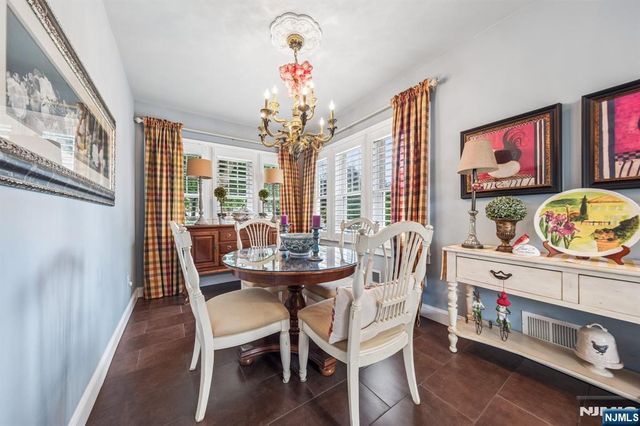 250 Ridge Road, Rutherford, NJ 07070