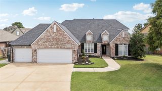13804 E 88th Street North, Owasso, OK 74055