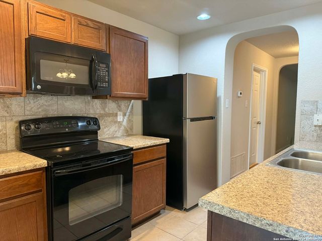 11326 Estufa Canyon, San Antonio, TX 78245