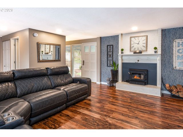 3423 W 25TH Ave, Eugene, OR 97405