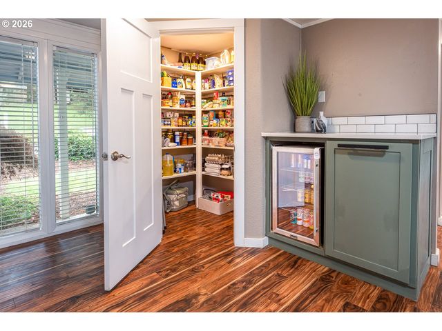 3423 W 25TH Ave, Eugene, OR 97405