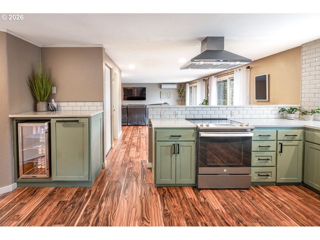 3423 W 25TH Ave, Eugene, OR 97405