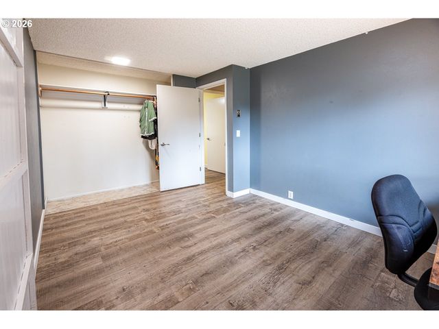 3423 W 25TH Ave, Eugene, OR 97405