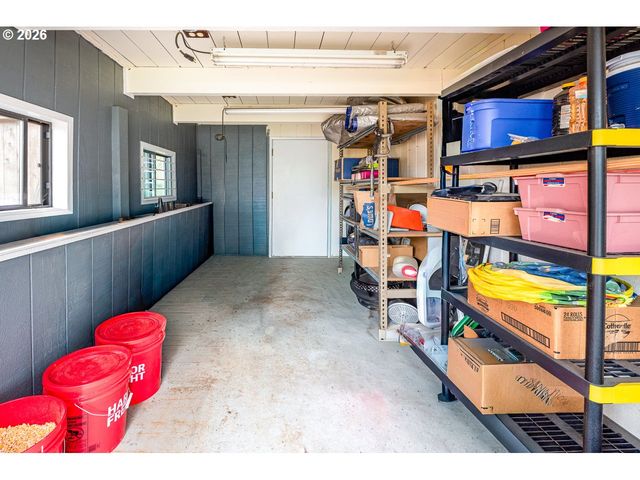 3423 W 25TH Ave, Eugene, OR 97405