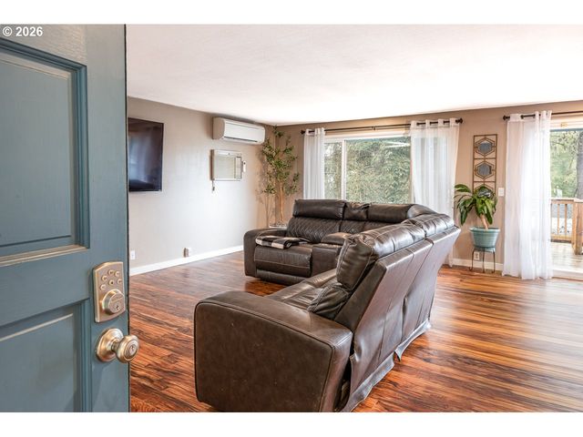 3423 W 25TH Ave, Eugene, OR 97405