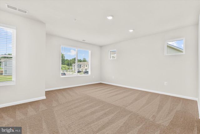 8129 BARTHOLOMEW CT, Baltimore, MD 21206