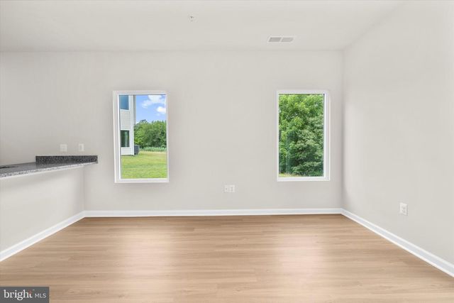 8129 BARTHOLOMEW CT, Baltimore, MD 21206