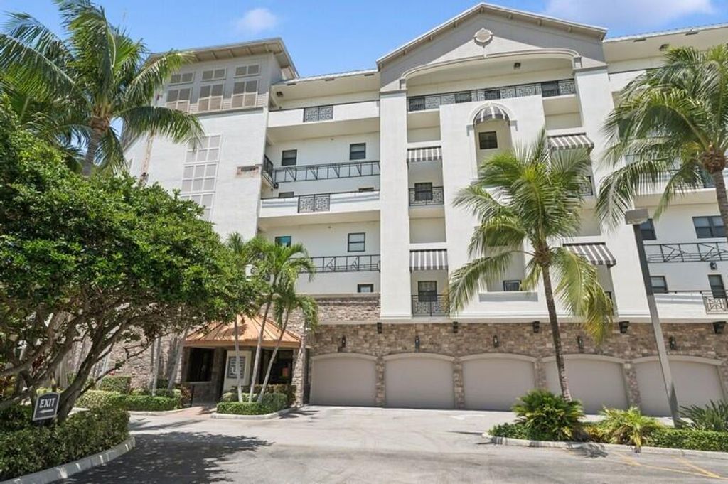 1035 S Federal Highway Ph 8, Delray Beach, FL 33483