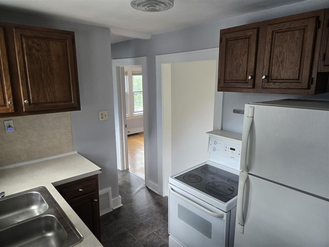 928 Maplegrove Avenue, Royal Oak, MI 48067
