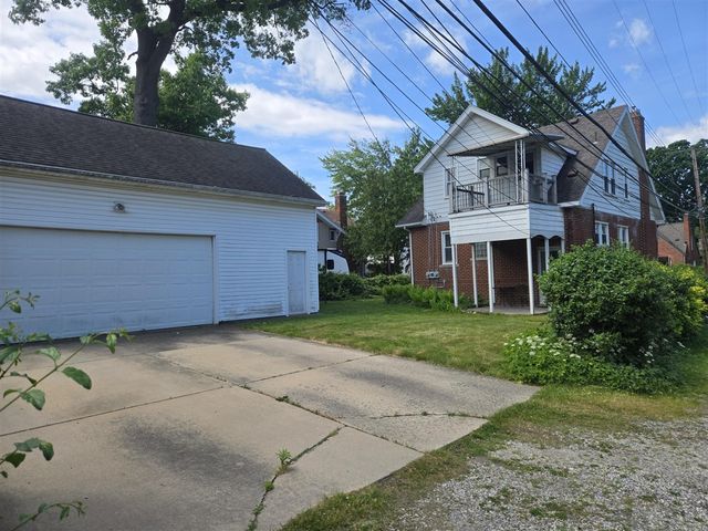 928 Maplegrove Avenue, Royal Oak, MI 48067