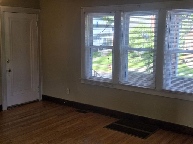 928 Maplegrove Avenue, Royal Oak, MI 48067