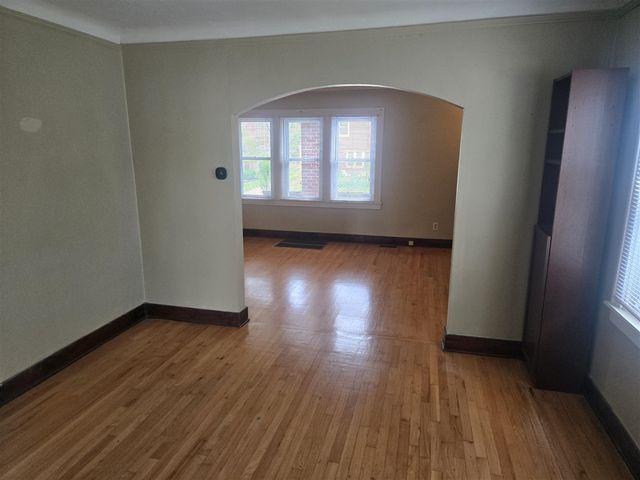 928 Maplegrove Avenue, Royal Oak, MI 48067