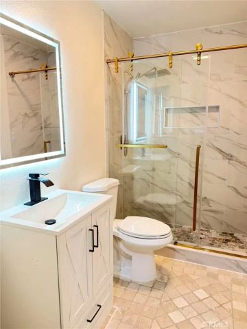 32 Carlsbad, Aliso Viejo, CA 92656