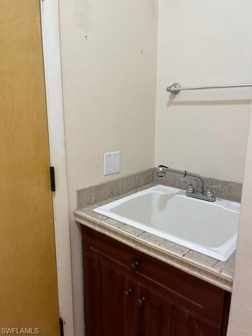 1312 SE 2nd TER, Cape Coral, FL 33990