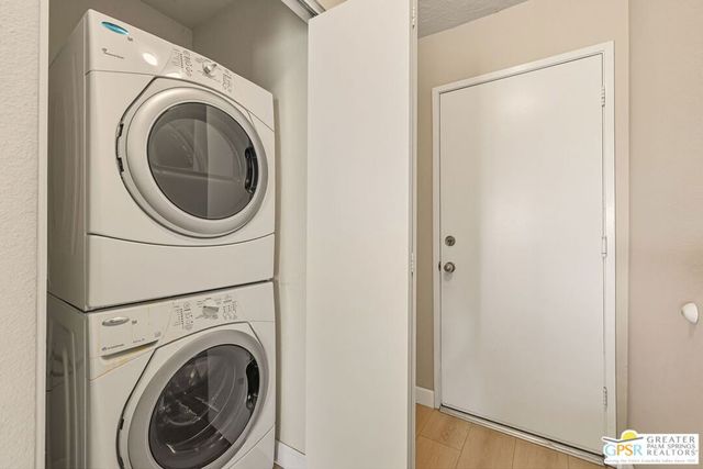 41360 Kansas Street, Palm Desert, CA 92211